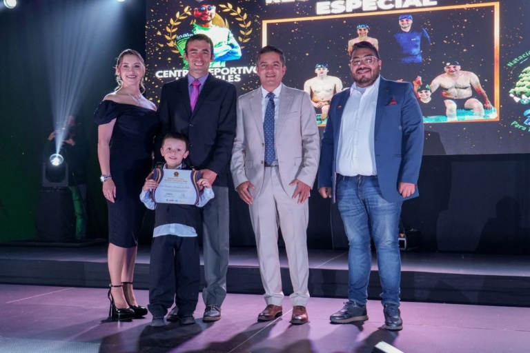 Reconocimiento por nuestro compromiso con el deporte Cotense 2025